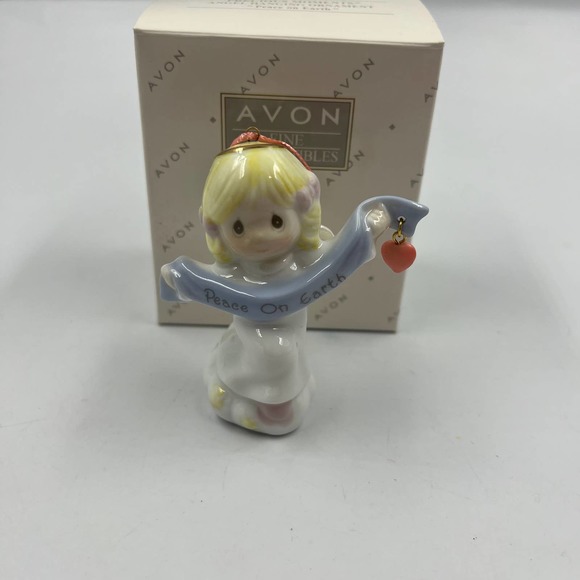 Vintage Precious Moments Enesco 1998 PMI Peace On Earth Christmas Figurine - Picture 2 of 8